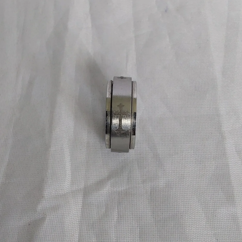 MEN'S ROTATING‎ RING